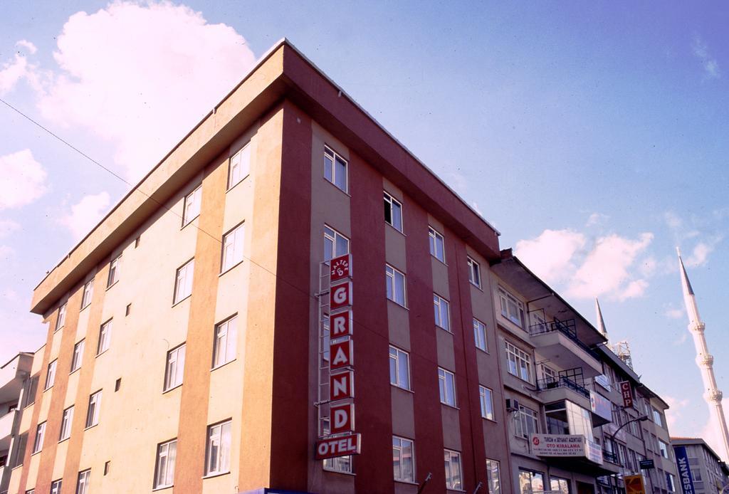 Maltepe Grand Hotel Istanbul Exteriör bild